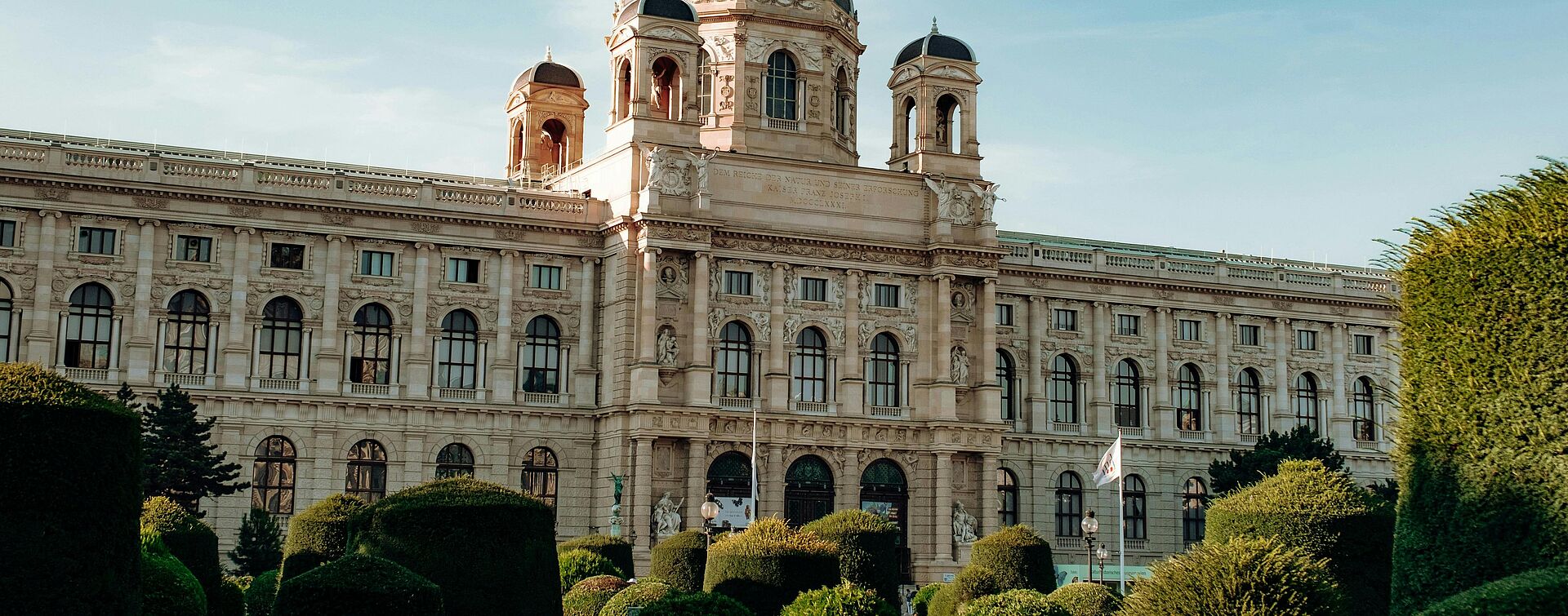 Gebäudeansicht des Historischen Museums in Wien.