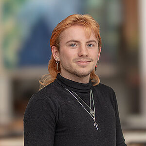 Portraitfoto von Tyler Wefer.