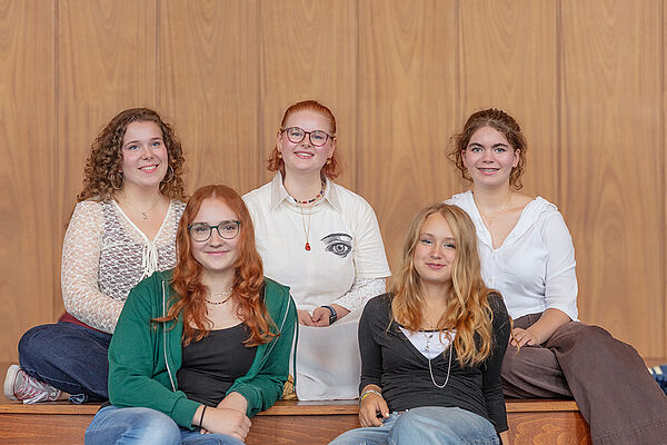 Gruppenfoto von den FSJlerinnen.