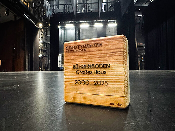 Ein Stück Bühnenboden