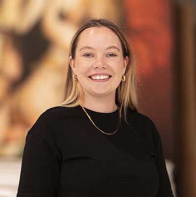 Juana Rillke (Foto: Yvonne Bösel) Portraitfoto von Juana Rillke.