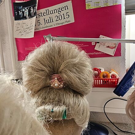 Perücken in der Maske 