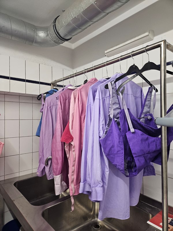 Kostüme auf der Stange